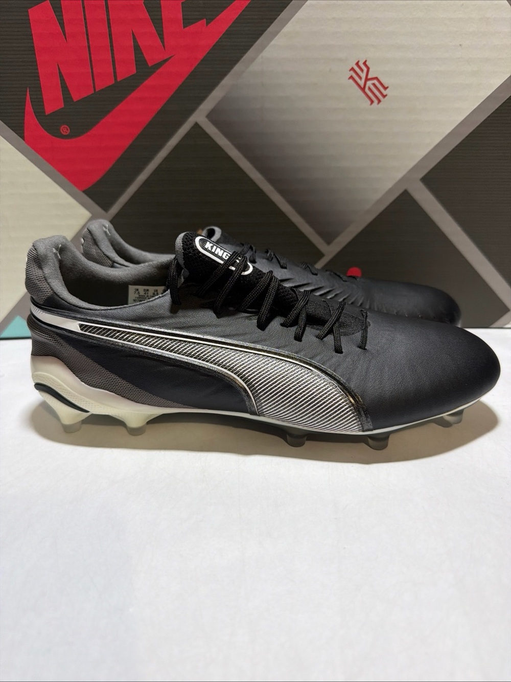 Puma King Ultimate FG AG Soccer Cleats Black White Gray Size 8.5 107809-01 NEW